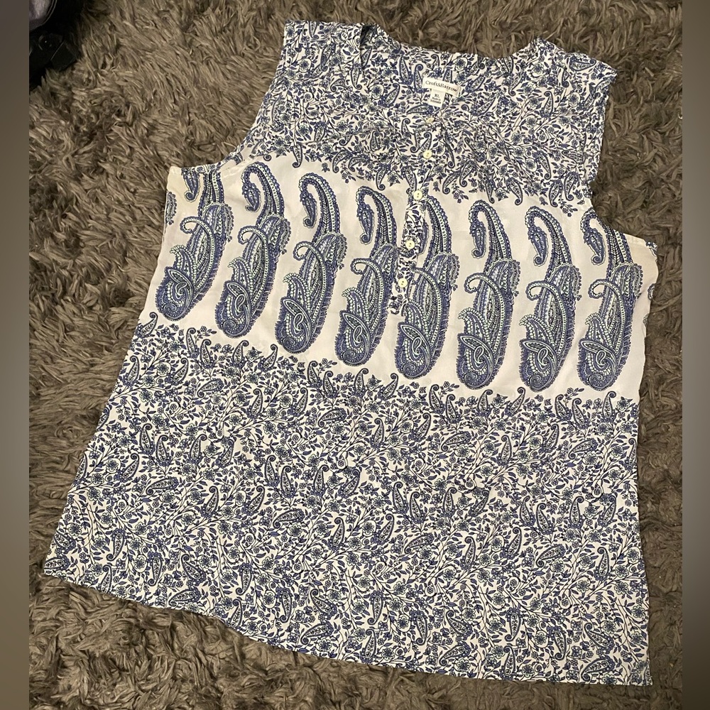 Paisley Sleeveless Blouse